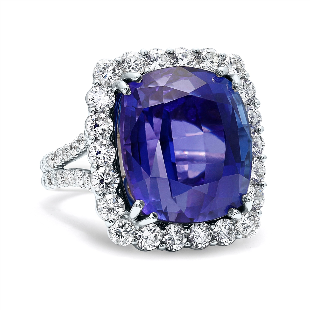 18K White Gold Tanzanite and Diamond Ring